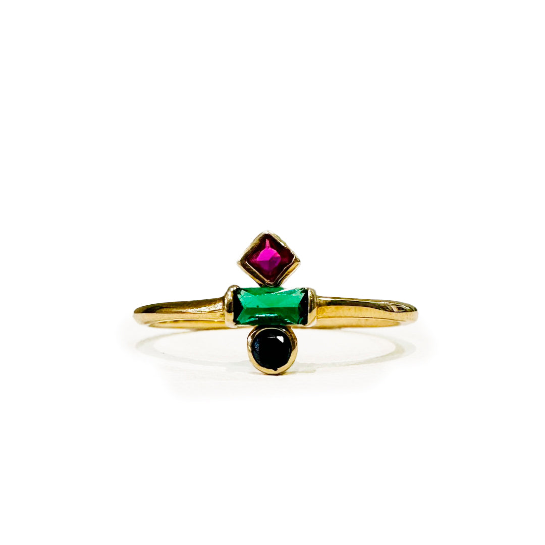 ANILLO CON ZIRCONIAS CASUAL DE ORO DE 10K