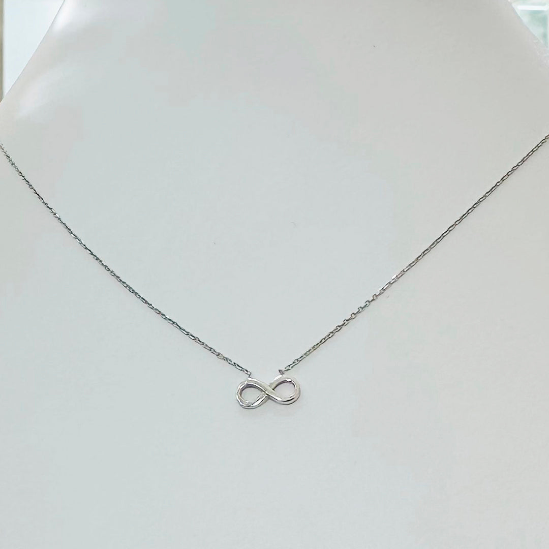 CADENA SOLIDA DE ORO BLANCO DE 14K