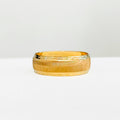 ARGOLLA HUECA DE MATRIMONIO ORO AMARILLO DE 10K CON DETALLE EN MEDIO 6MM